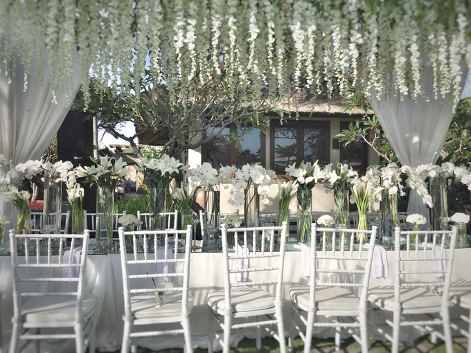 White wedding in starry light by Bali Signature - 005