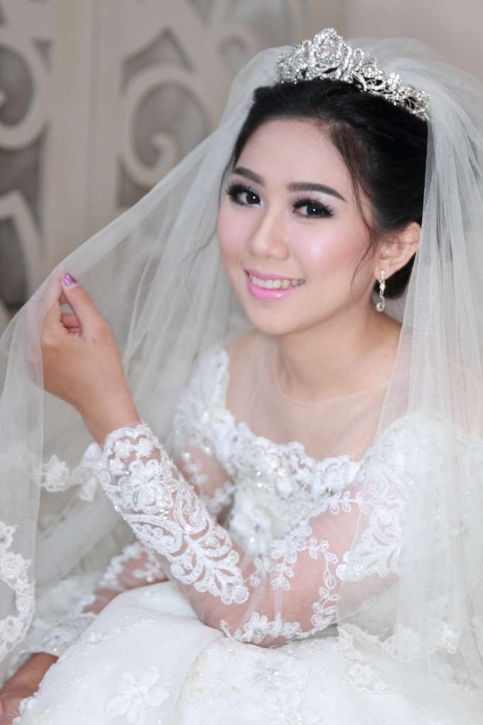 Selvie dan Wilson, trial wedding makeup by Magdalena Young Bridal - 005 Selvie dan Wilson, trial wedding makeup by Magdalena Young Bridal - 005
