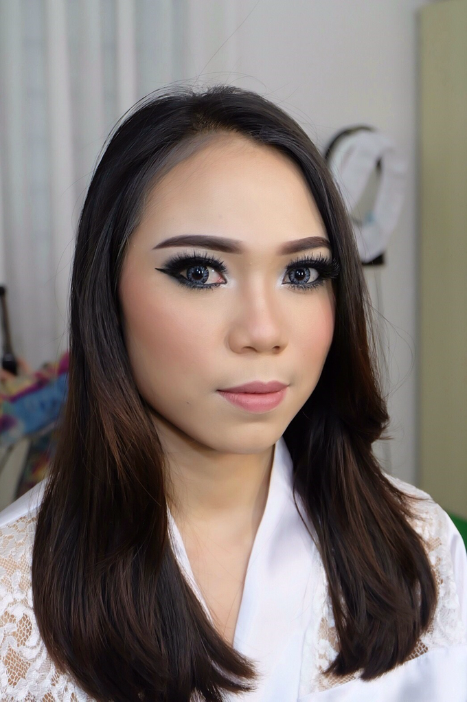 Wedding Makeup Look by Troy Makeup Artist - 010