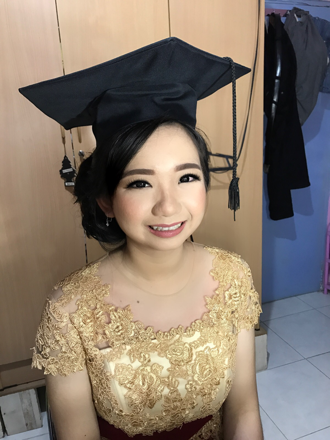 Graduation by AyuAbriyantimakeupartist - 021