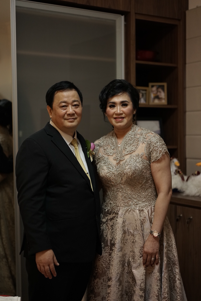 Andre & Friska Wedding by Sharon Couture House - 024