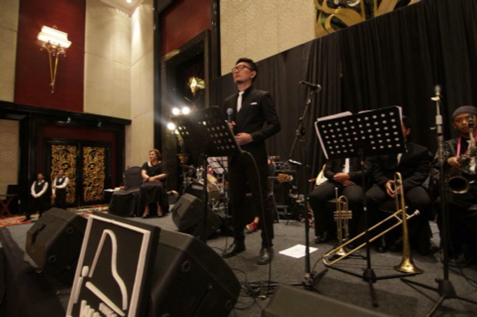 W.ID Music Exp : Espresso (Big Band)  by W.ID Music Experience - 032