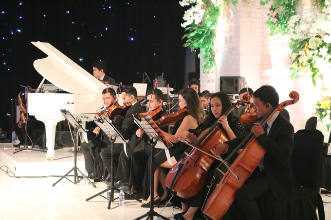 15.10.16 ORANGE Light Orchestra by ORANGE Music Management - 022 15.10.16 ORANGE Light Orchestra by ORANGE Music Management - 022