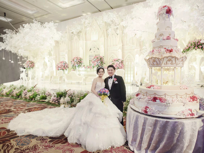Fairytale wedding of Ricky and Yesika by Grasida Decoration - 002