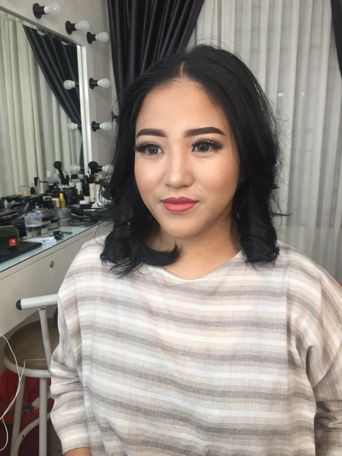 Bridesmaid Makeup 1 by Troy Makeup Artist - 011 Bridesmaid Makeup 1 by Troy Makeup Artist - 011
