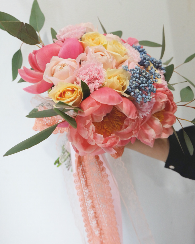 May Bridal Bouquets by La Bloom Florist - 004 May Bridal Bouquets by La Bloom Florist - 004