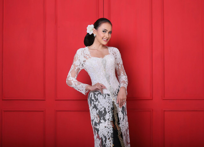 Wedding Kebaya by Berkat Kebaya By Devina Shanti - 017