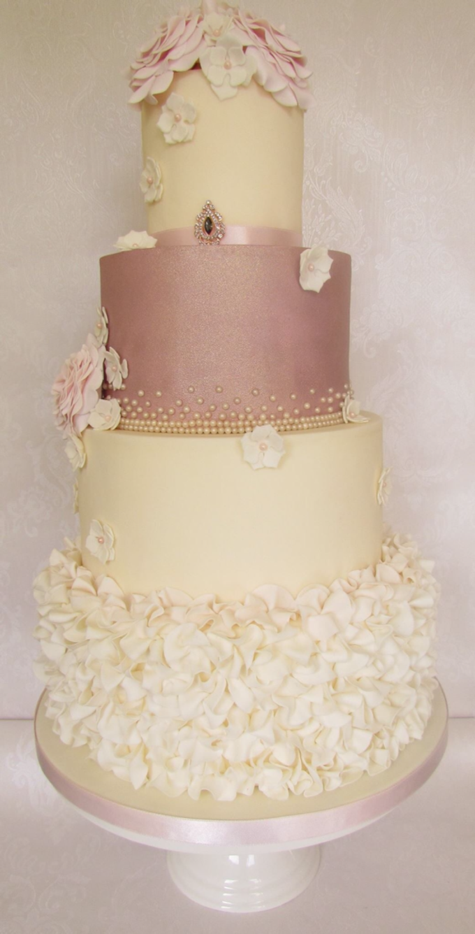 Beautiful cakes by A Taste of Decadence by Louise - 002 Beautiful cakes by A Taste of Decadence by Louise - 002