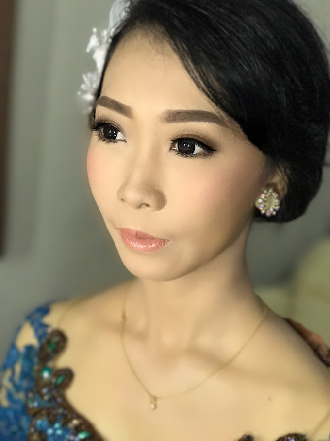 Graduation by AyuAbriyantimakeupartist - 015