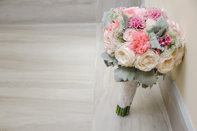 Bouquet of Flowers by Abhie Tan of Natural Art Works by Natural Art Flowers and Decors - 028 Bouquet of Flowers by Abhie Tan of Natural Art Works by Natural Art Flowers and Decors - 028