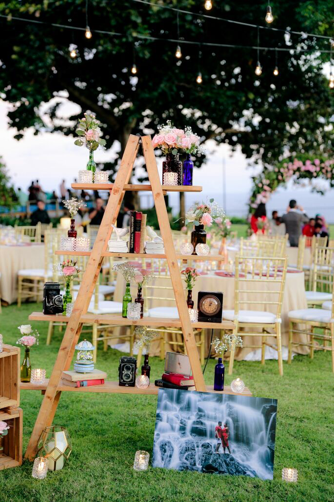 Sisca and Hichem Wedding Decoration by It's True Wedding Planner and Decoration - 004 Sisca and Hichem Wedding Decoration by It's True Wedding Planner and Decoration - 004