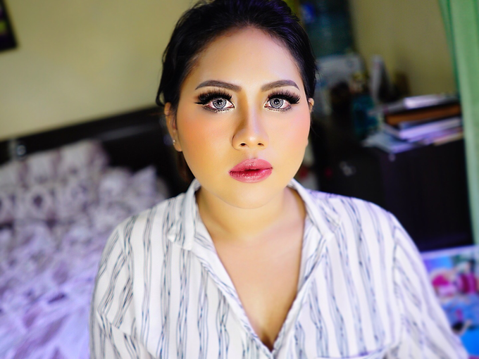 Brushed by Eka Amanda by Brushed by Eka Amanda - 007 Brushed by Eka Amanda by Brushed by Eka Amanda - 007