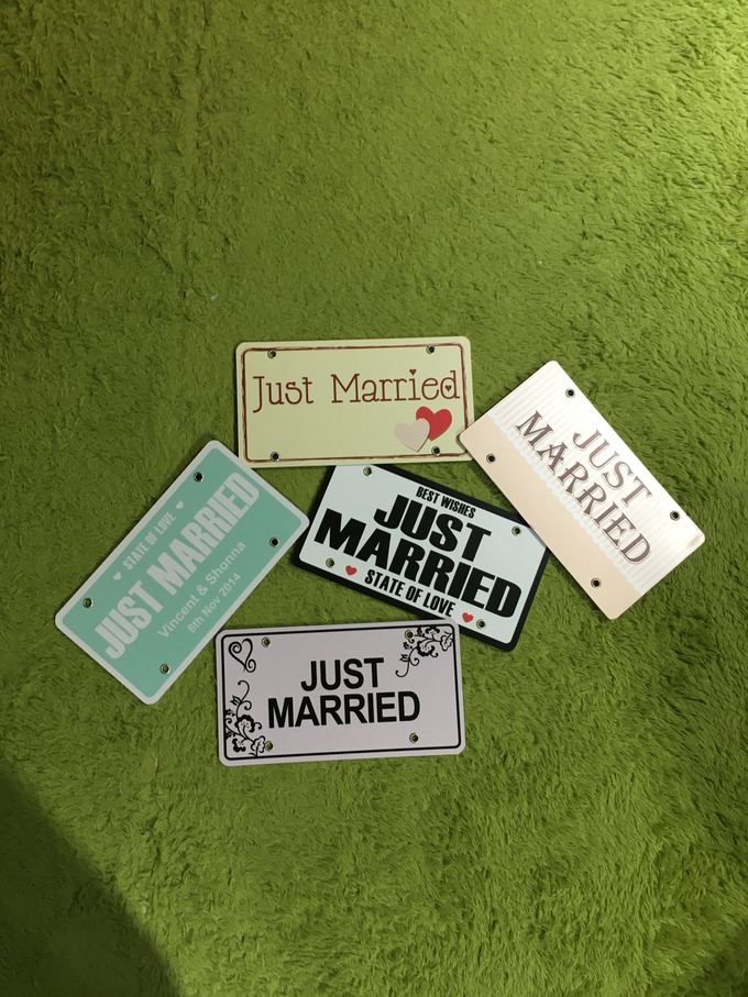 Wedding car decorations by PERFECT WEDDING CAR SG - 011 Wedding car decorations by PERFECT WEDDING CAR SG - 011