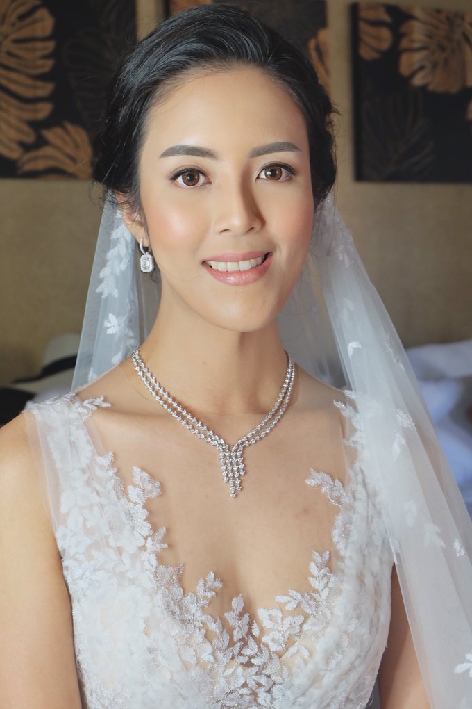 Wedding of Ms. Suphanee Ong by Fikri Halim Makeup Artist - 001 Wedding of Ms. Suphanee Ong by Fikri Halim Makeup Artist - 001
