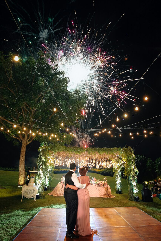 Sisca and Hichem Wedding Decoration by It's True Wedding Planner and Decoration - 012 Sisca and Hichem Wedding Decoration by It's True Wedding Planner and Decoration - 012