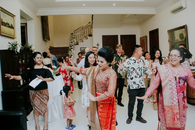 Batak Karo Wedding Dinner Celebration by akar photography - 012