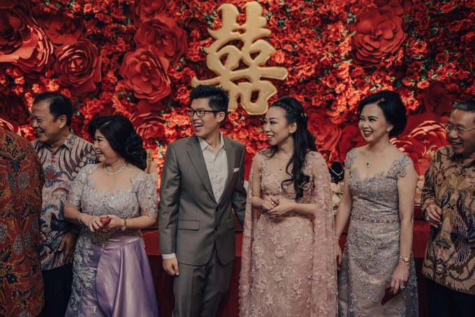 The Traditional Proposal of Vina and Andrew by Hian Tjen - 006