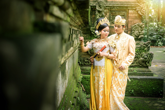 Prewedding in bali from Eka + Tari by Bali Moments Photography - 021