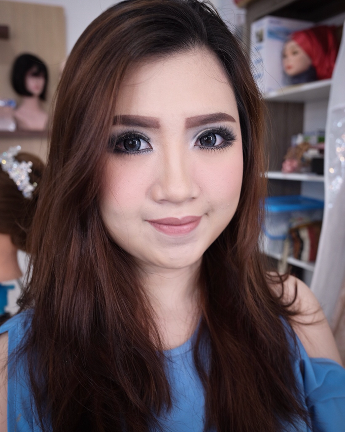 Prewedding gown and wedding testmakeup by Sandra Bridal and Makeup Academy