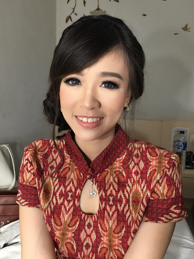 Graduation by AyuAbriyantimakeupartist - 001 Graduation by AyuAbriyantimakeupartist - 001