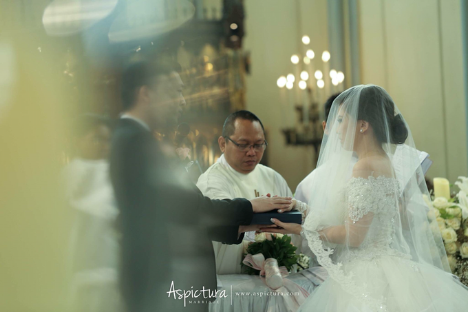 Wedding Day Michael and Dian by de_Puzzle Event Management - 024