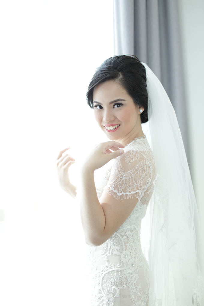 Bride makeup by Rahel Novie Makeup and Beauty - 001 Bride makeup by Rahel Novie Makeup and Beauty - 001