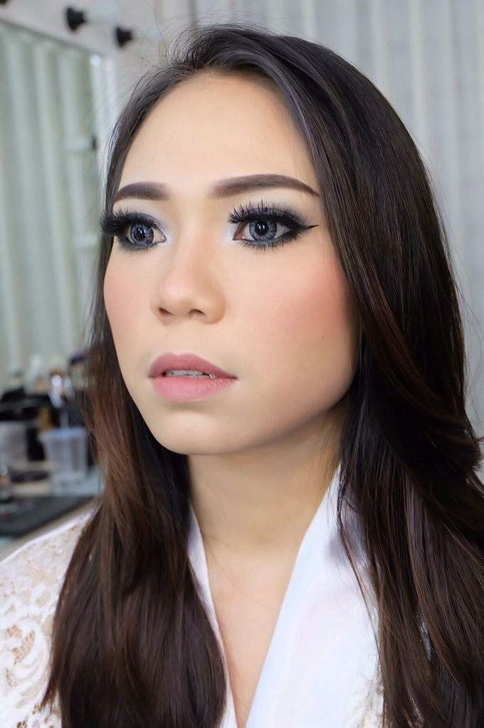 Wedding Makeup Look by Troy Makeup Artist - 011