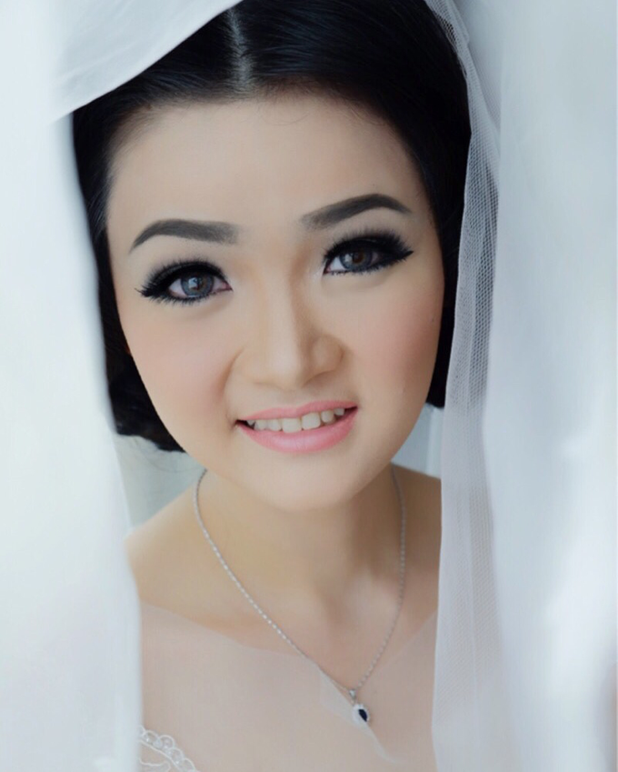 Wedding of Ronald and Dr. Mery by Vidi Daniel Makeup Artist - 018 Wedding of Ronald and Dr. Mery by Vidi Daniel Makeup Artist - 018