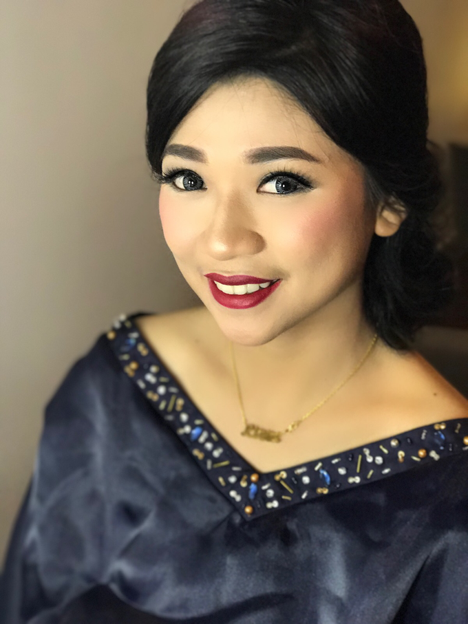 Party makeup by AyuAbriyantimakeupartist - 006 Party makeup by AyuAbriyantimakeupartist - 006