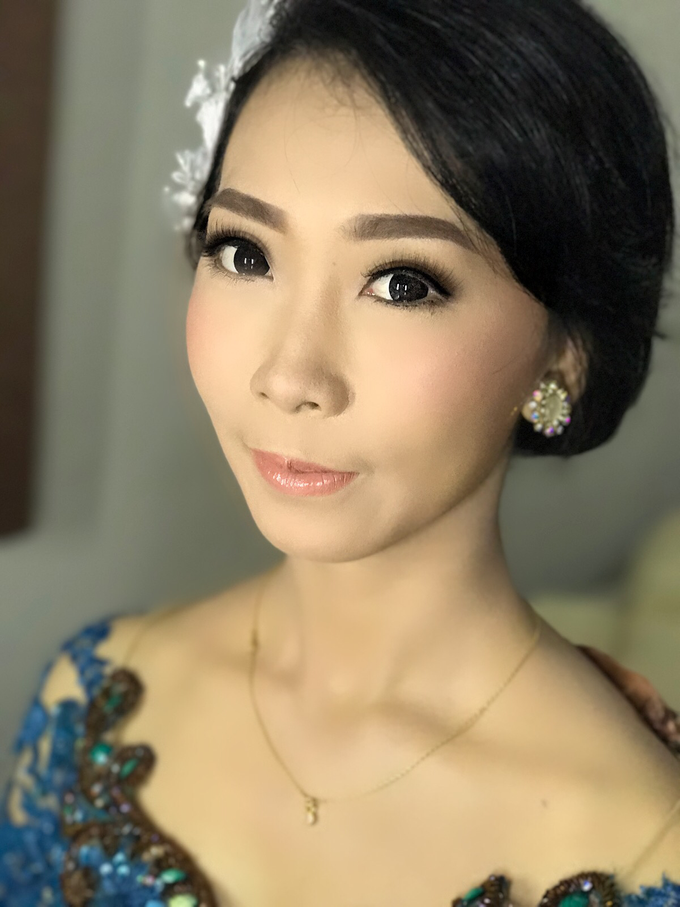 Graduation by AyuAbriyantimakeupartist - 013