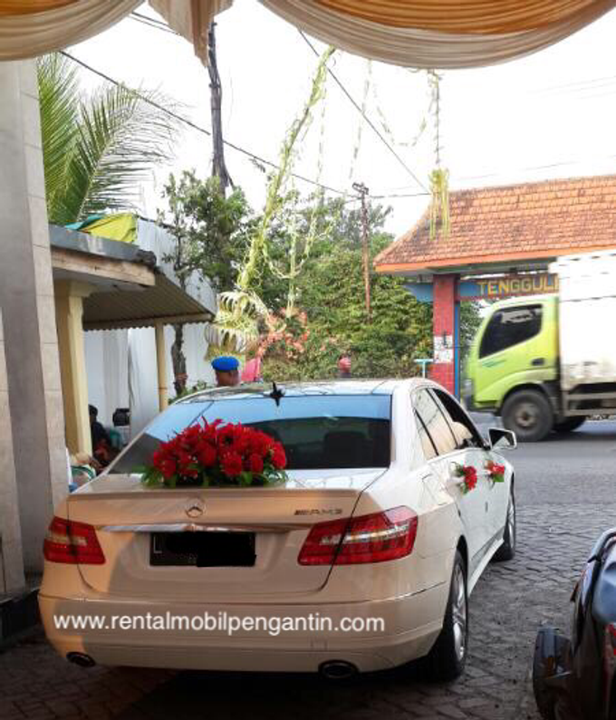 Rental Sewa Mercedes Benz E Class White Surabaya by SENTOSA JAYA VIP WEDDING CARS SURABAYA - 003