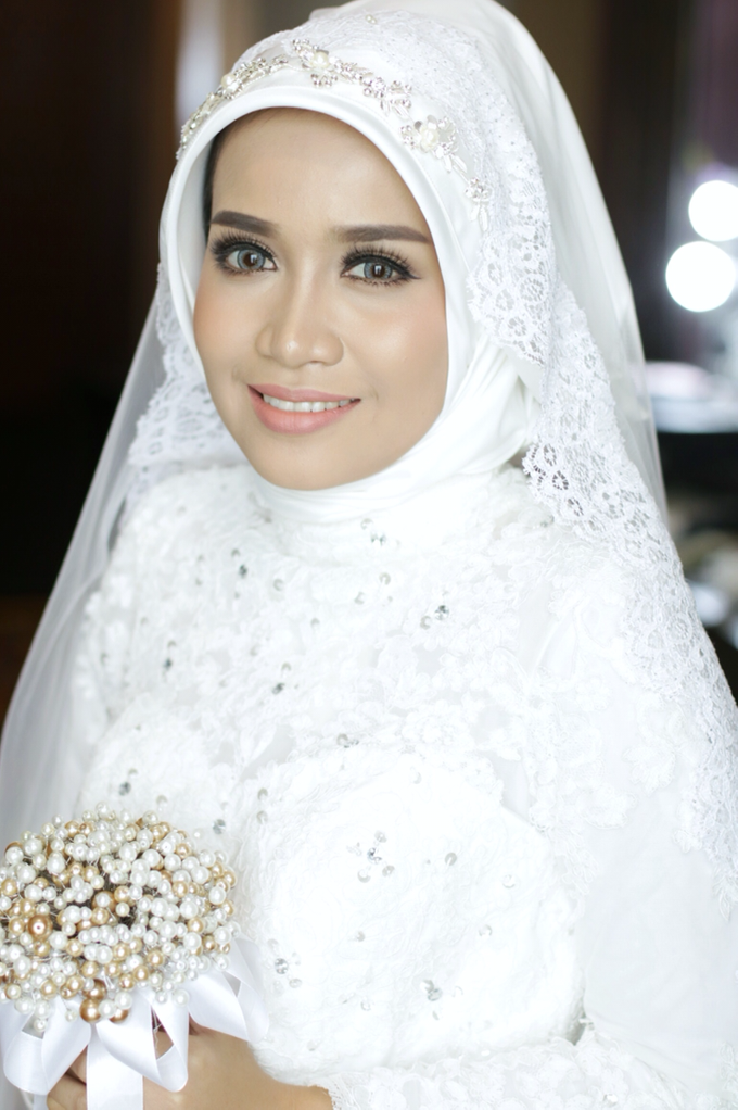 Wedding of ayu nirmala n cameron by deZee Makeup and Wedding service - 005