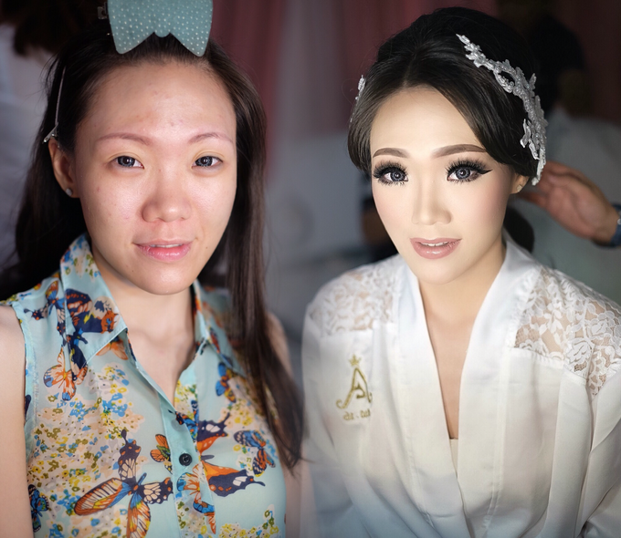 Wedding makeup for Ms Monica - Semarang by Imel Vilentcia Make Up Artist - 001 Wedding makeup for Ms Monica - Semarang by Imel Vilentcia Make Up Artist - 001