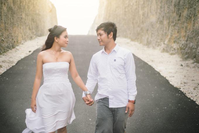 Prewedding in bali from Eka + Tari by Bali Moments Photography - 001