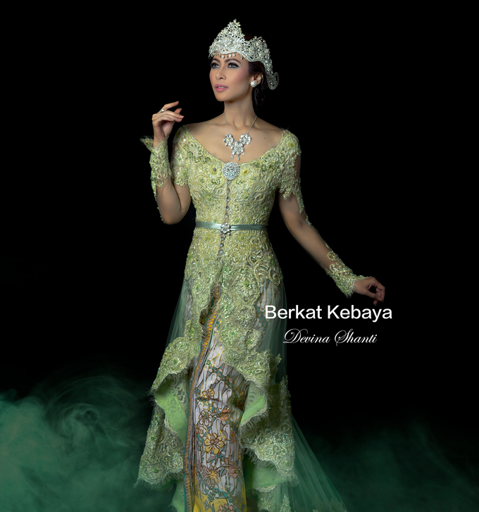 Wedding Kebaya by Berkat Kebaya By Devina Shanti - 026 Wedding Kebaya by Berkat Kebaya By Devina Shanti - 026
