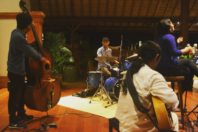 Bali Bossa Jazz Quartet for Dinner & Wedding by BALI LIVE ENTERTAINMENT - 004 Bali Bossa Jazz Quartet for Dinner & Wedding by BALI LIVE ENTERTAINMENT - 004