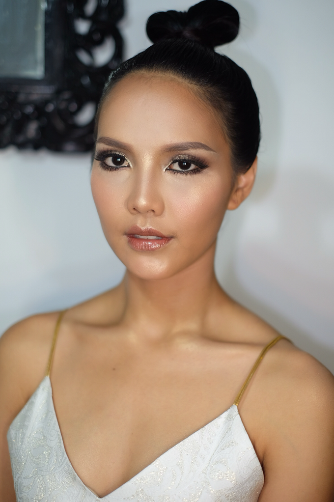 Veronika ANTM TWINS in white by FIMUA Makeup Artist - 004