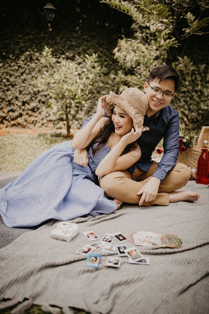 You Loke and Sandra Pre Wedding by SAVORENT Gown Rental - 011