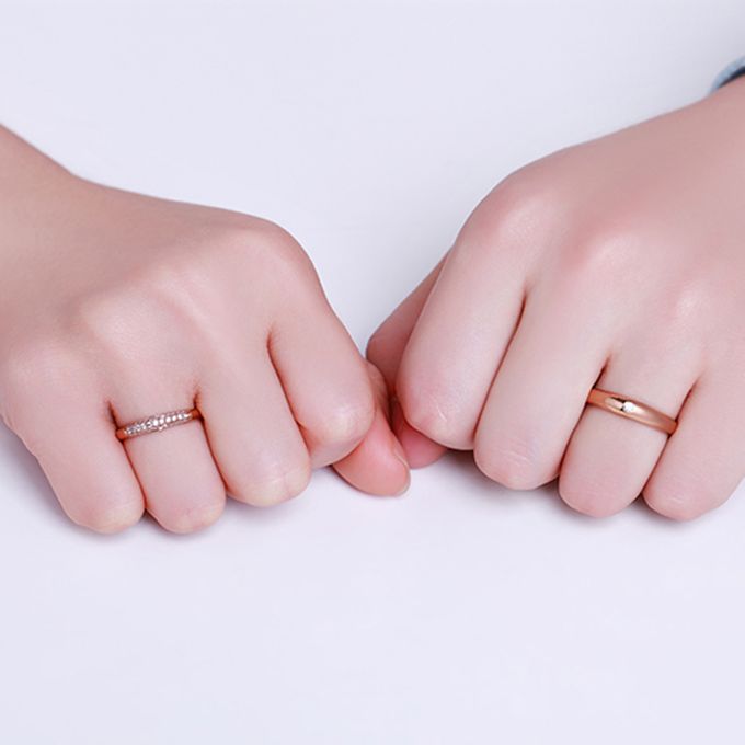 Tiaria FIRST LOVE Diamond Ring Perhiasan Cincin Pernikahan Emas dan Berlian by TIARIA - 007 Tiaria FIRST LOVE Diamond Ring Perhiasan Cincin Pernikahan Emas dan Berlian by TIARIA - 007