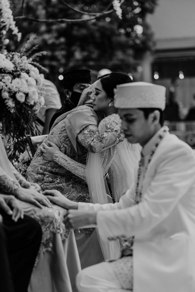 Fita & Gentha Wedding at On Green Raffles Hills by AKSA Creative - 016