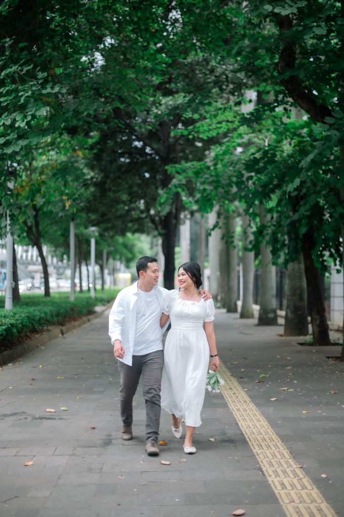 The Prewedding of Reksi & Tio #traditionalclothes #adatbatak #prewedbajuadat by Warna Project - 014 The Prewedding of Reksi & Tio #traditionalclothes #adatbatak #prewedbajuadat by Warna Project - 014