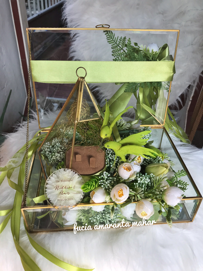 Mahar terrarium logam mulia dan tempat cincin by Fucia Amaranta - 003 Mahar terrarium logam mulia dan tempat cincin by Fucia Amaranta - 003