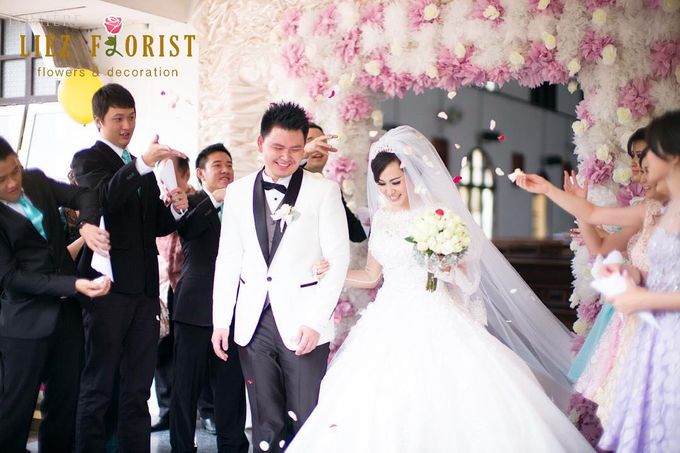 Wedding Hand Bouquets by Liez Florist & Decoration - 007 Wedding Hand Bouquets by Liez Florist & Decoration - 007