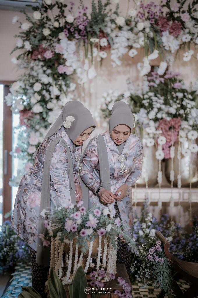 Acara Tujuh Bulanan Mba Siska dan Mas Dimas by Alunan Wedding Planner - 013 Acara Tujuh Bulanan Mba Siska dan Mas Dimas by Alunan Wedding Planner - 013