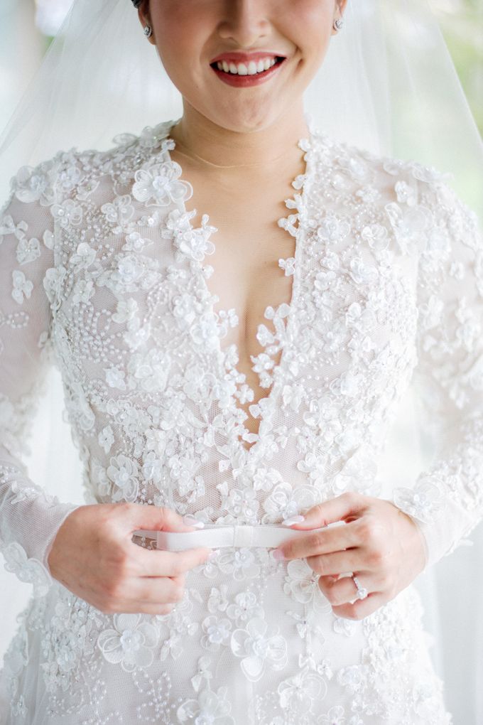 Ganda & Stella Cliffside Wedding by Vilia Wedding Planner - 021 Ganda & Stella Cliffside Wedding by Vilia Wedding Planner - 021