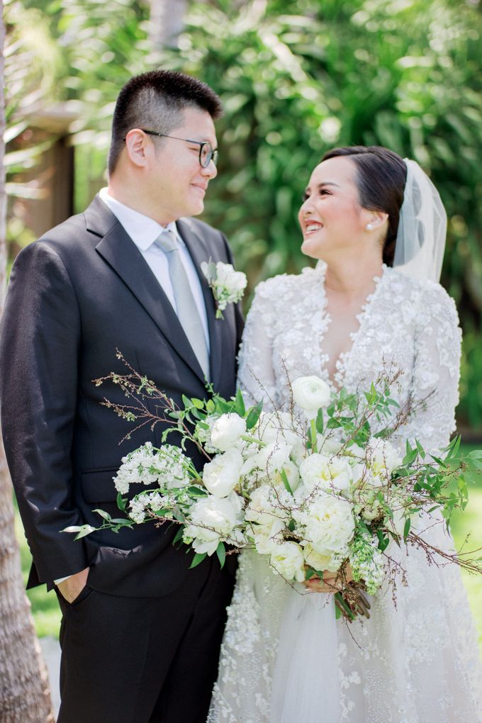 Ganda & Stella Cliffside Wedding by Khayangan Estate - 035 Ganda & Stella Cliffside Wedding by Khayangan Estate - 035