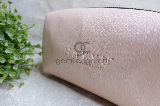 Premium boxy pouch Hayyu skin care by Gemilang Craft - 003