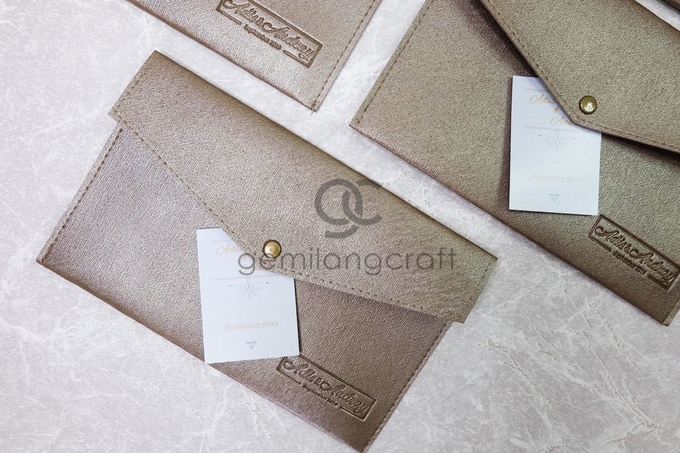 Envelope pouch for Gladis and Andri by Gemilang Craft - 002 Envelope pouch for Gladis and Andri by Gemilang Craft - 002
