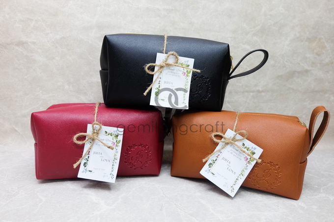 Premium boxy pouch packaging ribbon Juita & Lova by Gemilang Craft - 001 Premium boxy pouch packaging ribbon Juita & Lova by Gemilang Craft - 001
