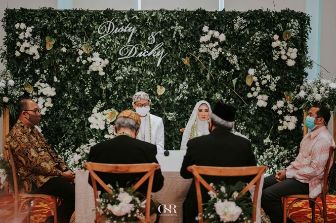 Disty & Dicky Wedding by Get Her Ring - 027